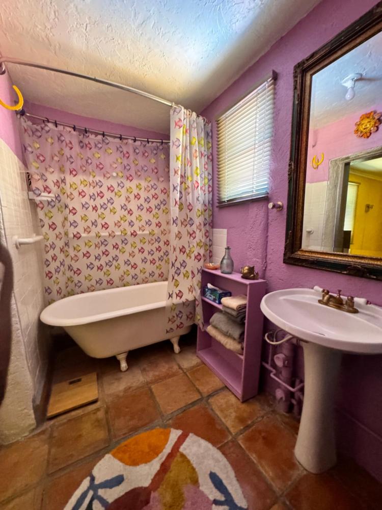 La Quirky Casita, Barrio Viejo